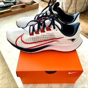 New England Patriots Nike Unisex Zoom Pegasus 37 Running Shoe - White